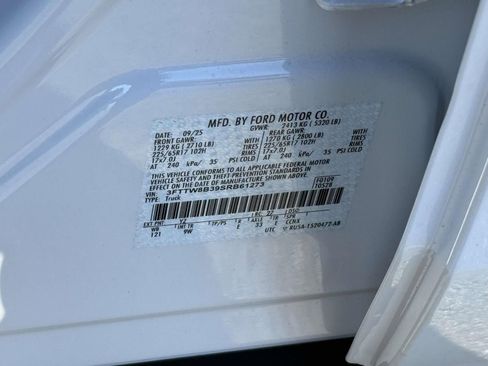 New 2025 Ford Maverick XL w/ Equipment Group 101A image 20