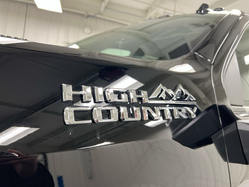 New 2026 Chevrolet Silverado 2500 High Country w/ High Country Premium Package AWD/4WD image 27