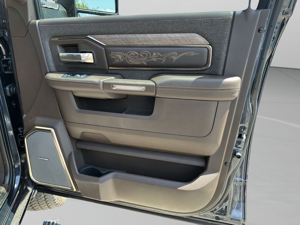 New 2027 RAM 2500 Limited AWD/4WD image 40