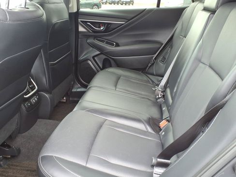 Used 2021 Subaru Outback Limited AWD/4WD image 9