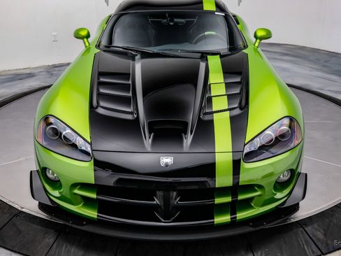 Used 2010 Dodge Viper ACR RWD image 37