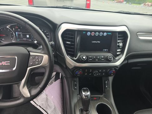 Used 2018 GMC Acadia SLT AWD/4WD image 7