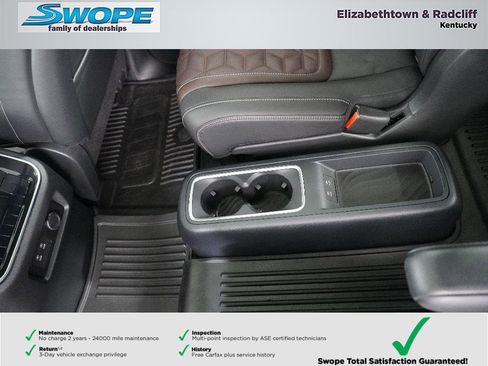 Used 2025 Nissan Armada Platinum image 28