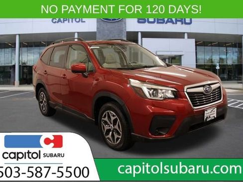 Used 2020 Subaru Forester Premium image 1