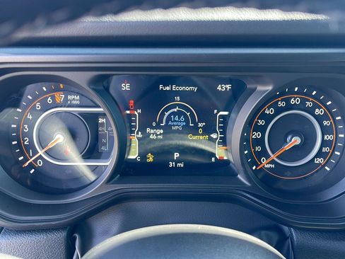 New 2026 Jeep Gladiator Mojave image 15