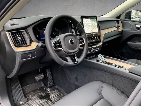 New 2026 Volvo XC60 B5 Plus w/ Protection Package Premier image 7