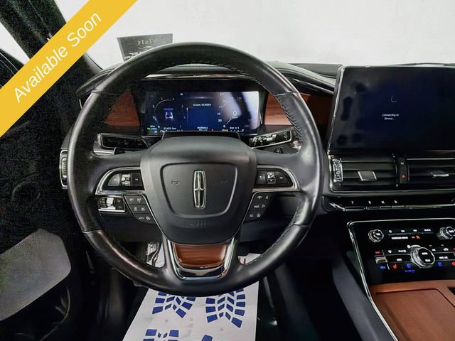 Used 2023 Lincoln Navigator L Reserve w/ Equipment Group 201A AWD/4WD image 11