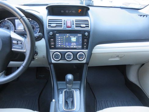 Used 2015 Subaru Crosstrek 2.0i Limited image 19