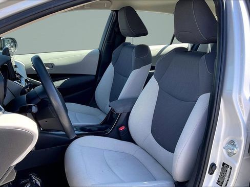 Used 2022 Toyota Corolla LE FWD image 23