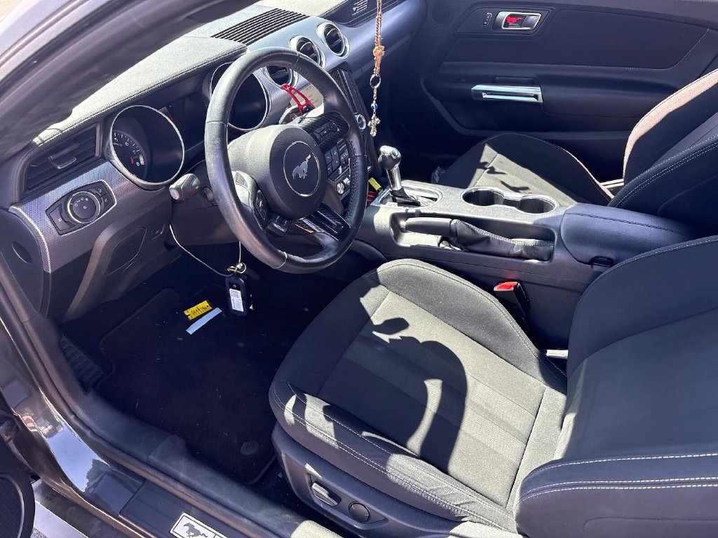 Used 2020 Ford Mustang GT w/ Equipment Group 301A RWD image 9