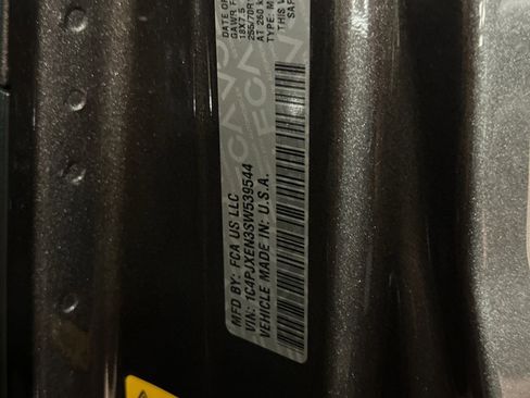 New 2025 Jeep Wrangler Sahara w/ Safety Group AWD/4WD image 26