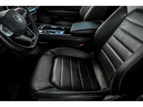 Used 2024 Volkswagen Atlas SEL image 12