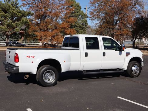 Used 2009 Ford F350 Lariat image 4