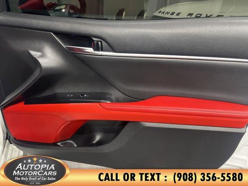 Used 2020 Toyota Camry XSE FWD image 12