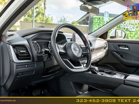 Used 2021 Nissan Rogue SV FWD image 10