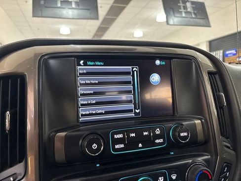 Used 2019 Chevrolet Silverado 2500 High Country w/ Duramax Plus Package AWD/4WD image 29