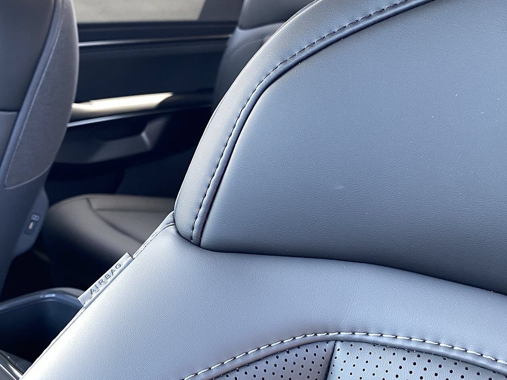 New 2026 Kia EV9 Light RWD image 13
