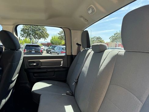 Used 2021 RAM 1500 Classic SLT image 21