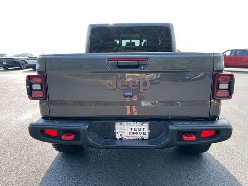 Used 2023 Jeep Gladiator Rubicon w/ LED Lighting Group AWD/4WD image 6