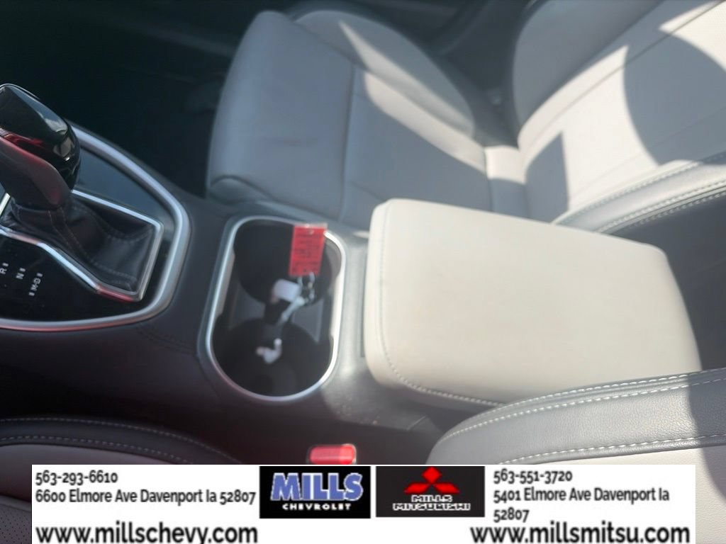 Used 2025 Subaru Outback Limited AWD/4WD image 19