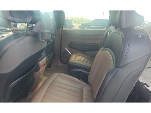 Used 2024 Kia EV9 GT-Line AWD/4WD image 3