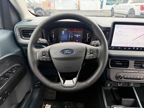 New 2025 Ford Maverick XLT image 13