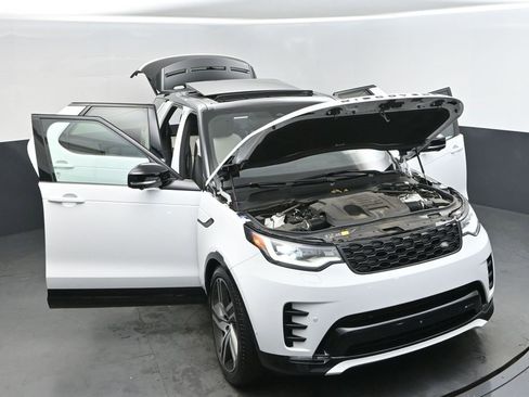 Used 2023 Land Rover Discovery HSE R-Dynamic image 54