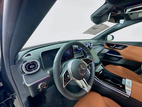 Certified 2025 Mercedes-Benz C 300 4MATIC Sedan image 9