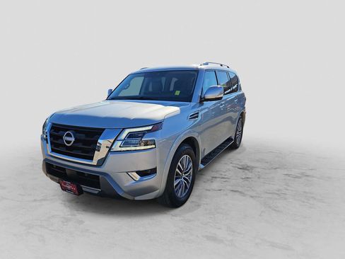 Used 2021 Nissan Armada SV w/ SV Appearance Package image 4