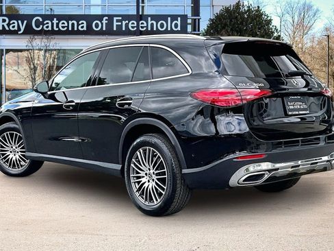Used 2024 Mercedes-Benz GLC 300 4MATIC image 12