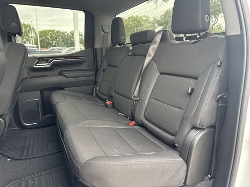 Used 2024 GMC Sierra 1500 Elevation image 7
