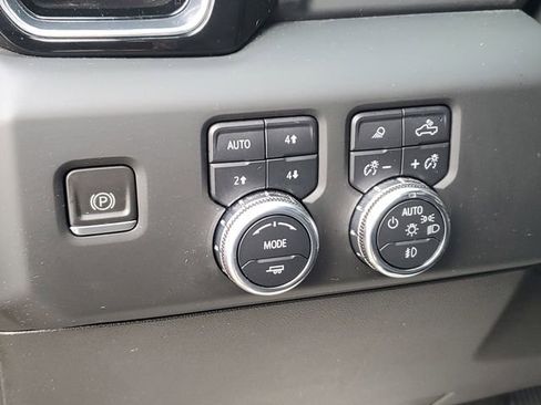 Used 2023 GMC Sierra 1500 Denali image 9