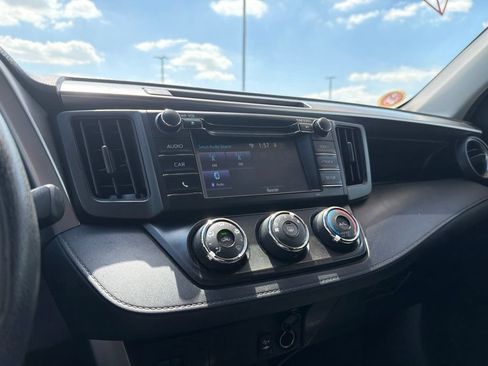 Used 2018 Toyota RAV4 LE w/ All Weather Liner Package AWD/4WD image 25