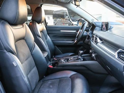 Used 2017 MAZDA CX-5 Touring image 16