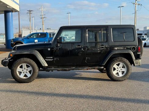 Used 2015 Jeep Wrangler Unlimited Sport w/ Quick Order Package 24S image 2