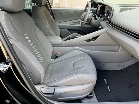 New 2025 Hyundai Elantra Sport image 14