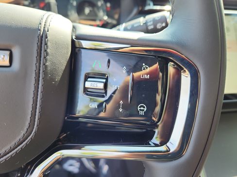 New 2026 Land Rover Range Rover Velar S image 20