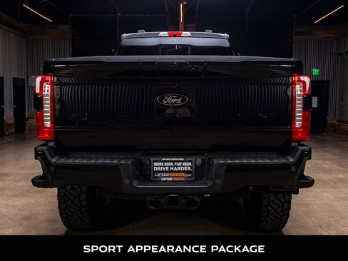 Used 2024 Ford F350 Lariat w/ Lariat Ultimate Package AWD/4WD image 8
