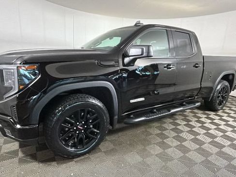 Used 2024 GMC Sierra 1500 Elevation AWD/4WD image 6