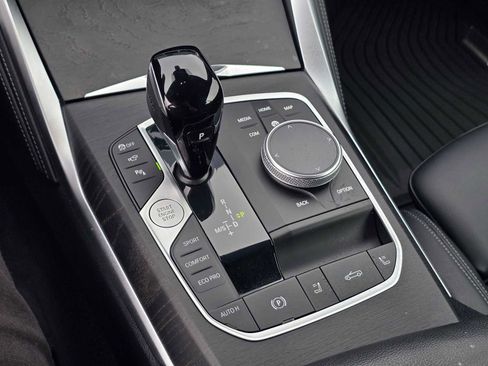 Used 2023 BMW 440i xDrive Convertible w/ Premium Package image 32