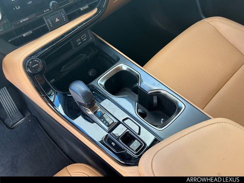 Certified 2024 Lexus NX 250 250 Base image 17