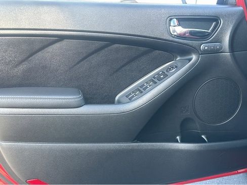 Certified 2018 Kia Forte EX w/ EX Premium Plus Package image 35