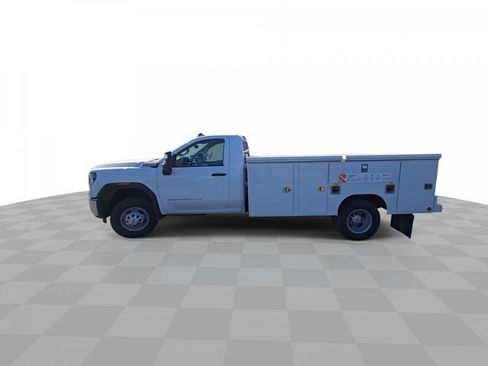 New 2025 GMC Sierra 3500 Pro w/ Convenience Package image 5