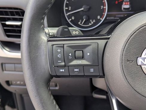 Certified 2023 Nissan Rogue SV w/ SV Premium B Package image 31