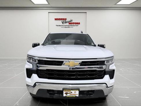 Used 2024 Chevrolet Silverado 1500 LT AWD/4WD image 2