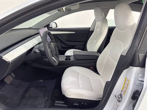 Used 2021 Tesla Model 3 Long Range image 17