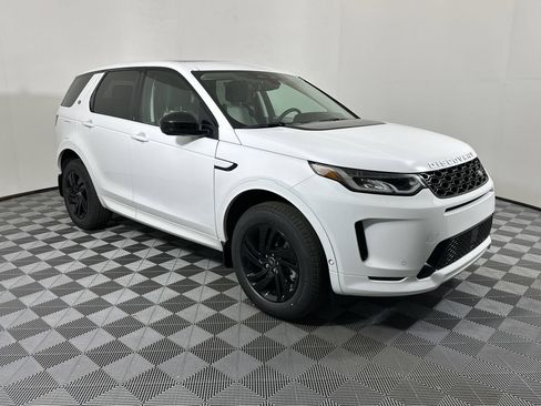 Used 2025 Land Rover Discovery Sport S AWD/4WD image 6