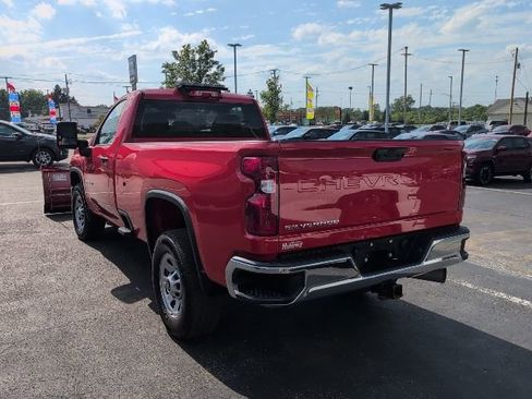 Used 2024 Chevrolet Silverado 2500 W/T w/ WT Convenience Package AWD/4WD image 3