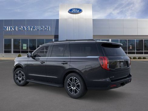New 2026 Ford Expedition Active AWD/4WD image 4