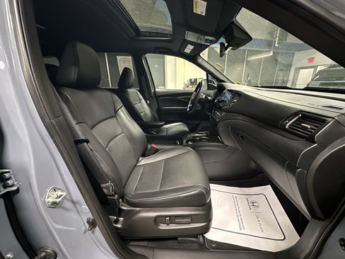 Used 2023 Honda Passport EX-L image 23